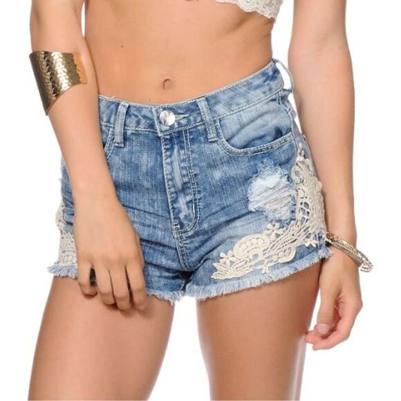 CRAVE Fame Almost Famous Lace Denim Jean Shorts 3 - Picture 1 of 10